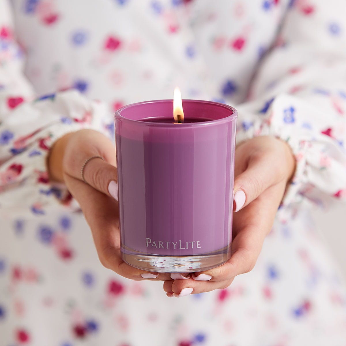 Boho Berry Escential Jar™ Candle - PartyLite US