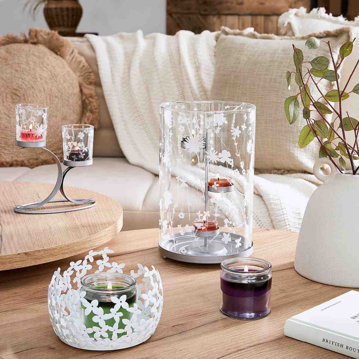 Partylite Glass Hurricane, metal stand online and 3 wick Candle