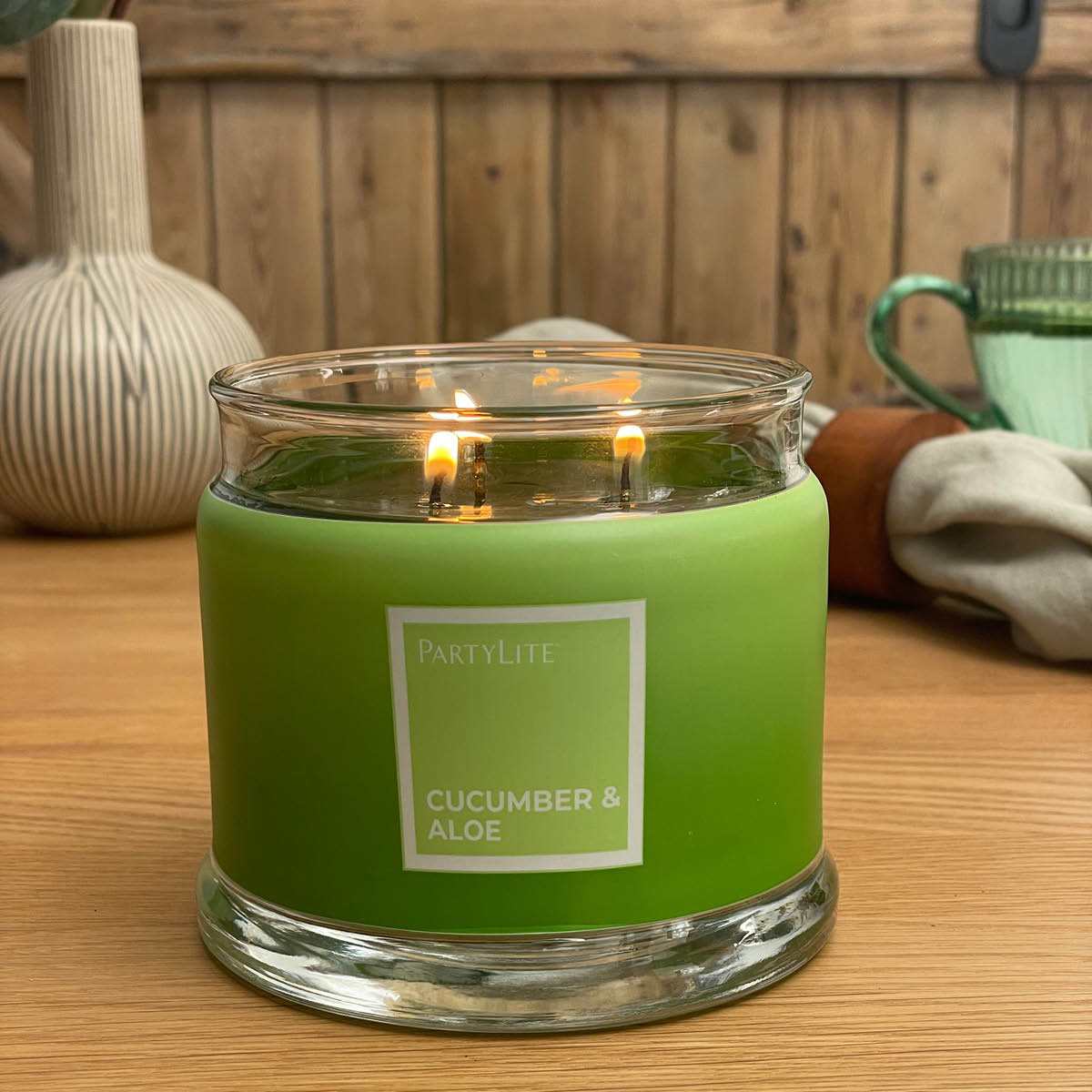 Cucumber & Aloe 3-Wick Jar Candle - PartyLite US