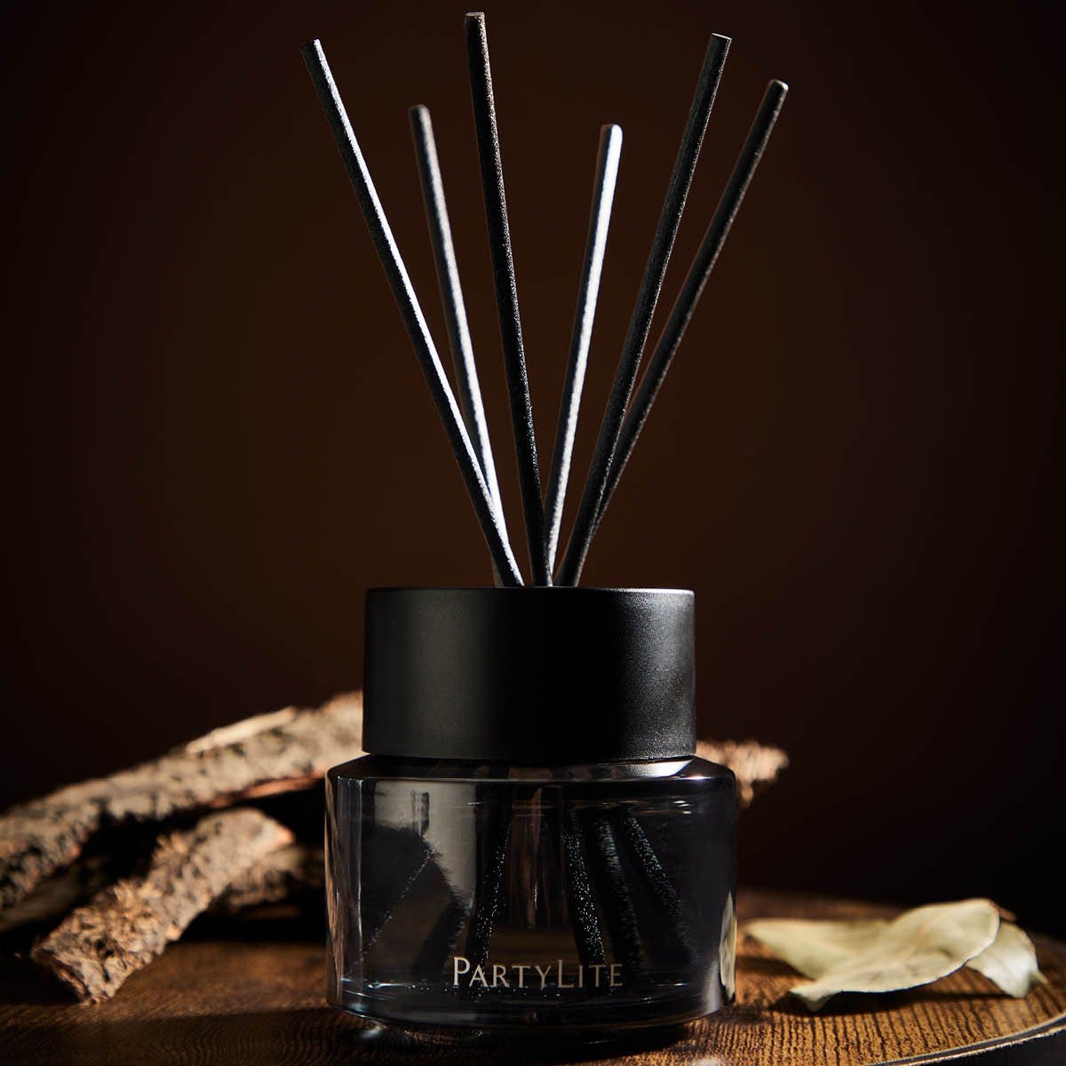 Leather Musk Reed Diffuser Set - PartyLite US