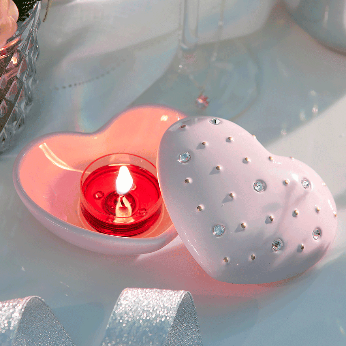Opulent Pink Heart Tealight Holder - PartyLite US