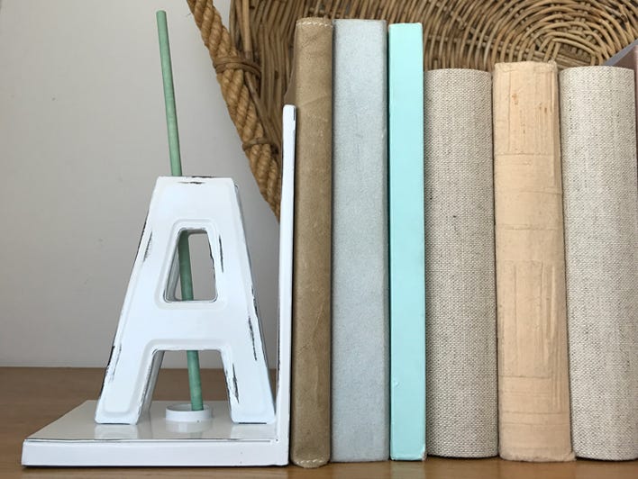 SmartScents by PartyLite‚™ Holder - A to Z Bookends - PartyLite US